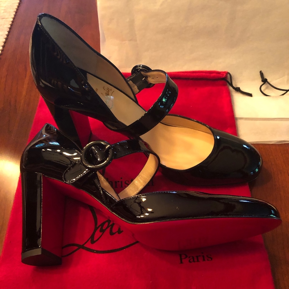 Christian Louboutin Miss Kawa Mary Jane Pump 36
